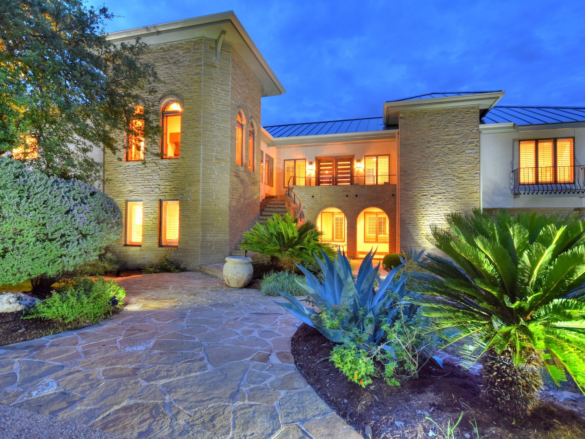 Home Exterior with plants - home rentals & management