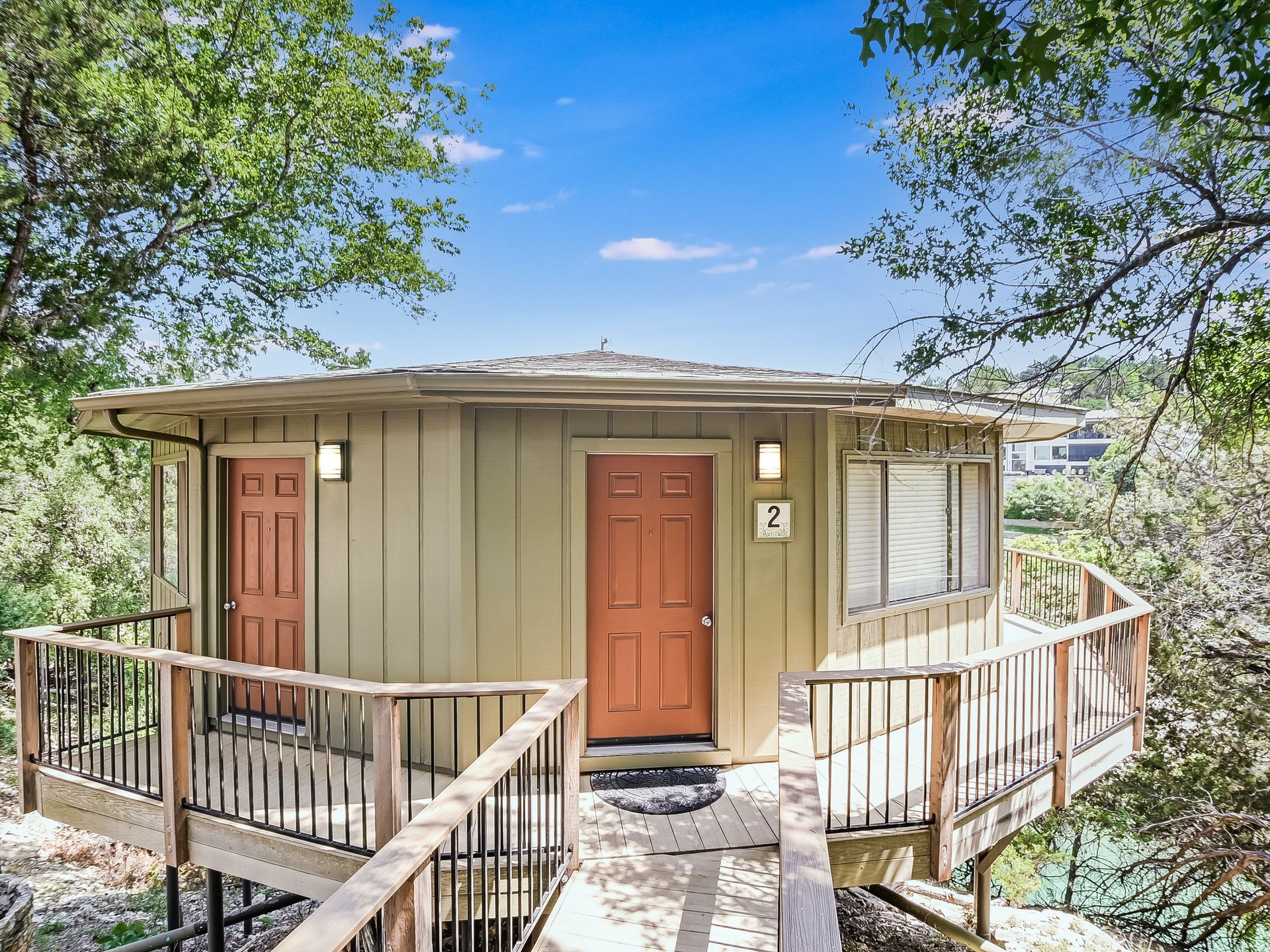 Lake Travis Bungalow: Casita Golden Rod (#2)