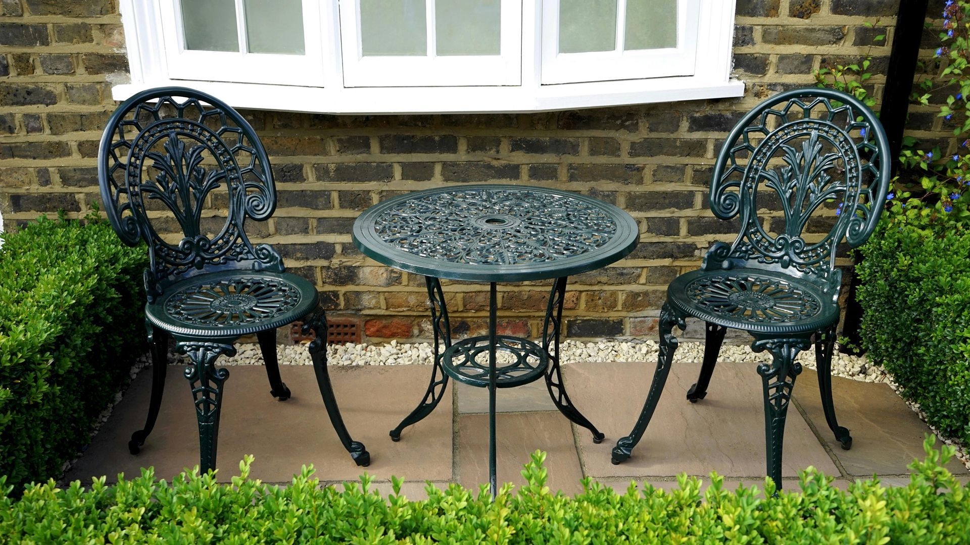 Small garden patio to relax and enjoy