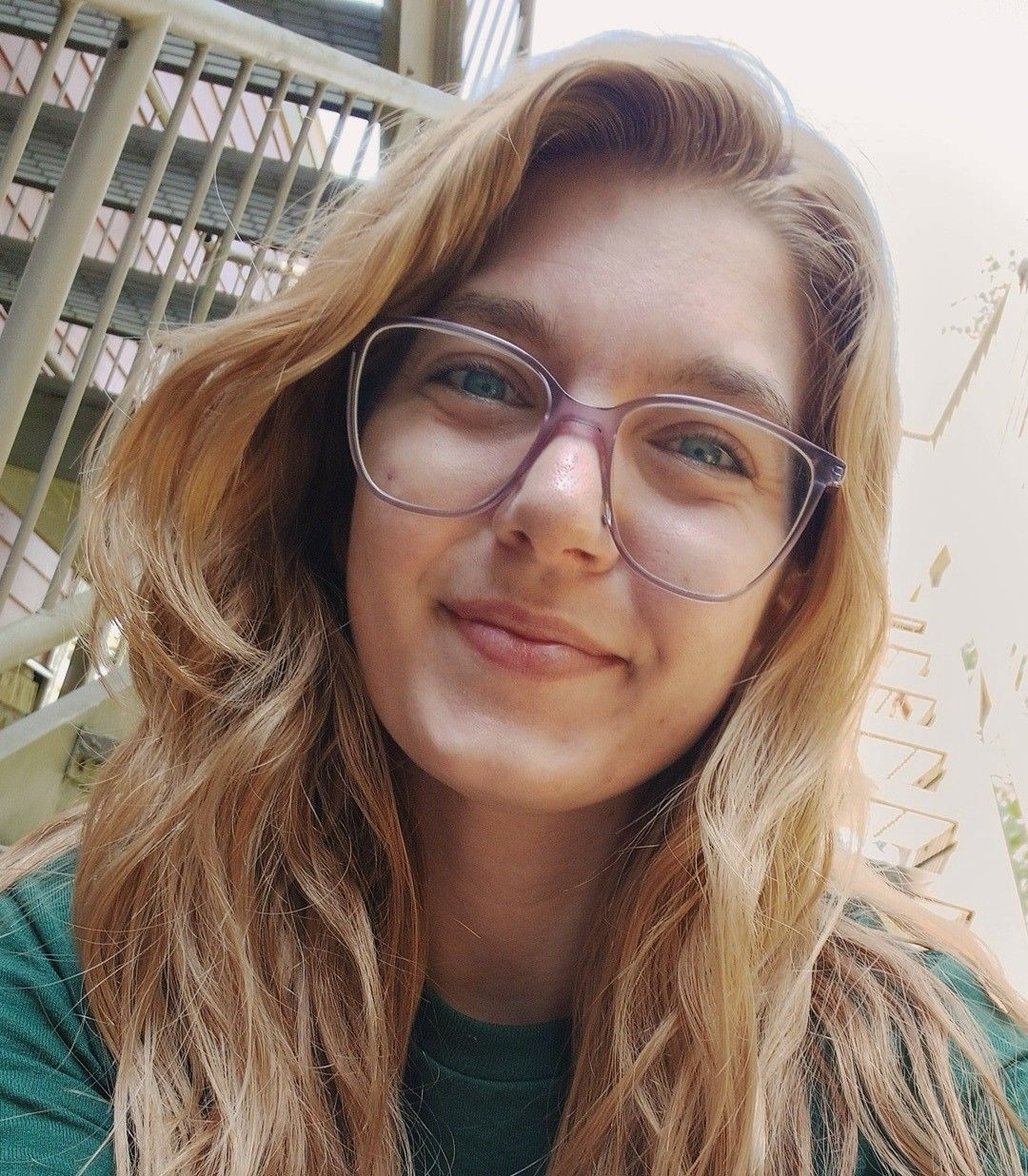 Mel Headshot