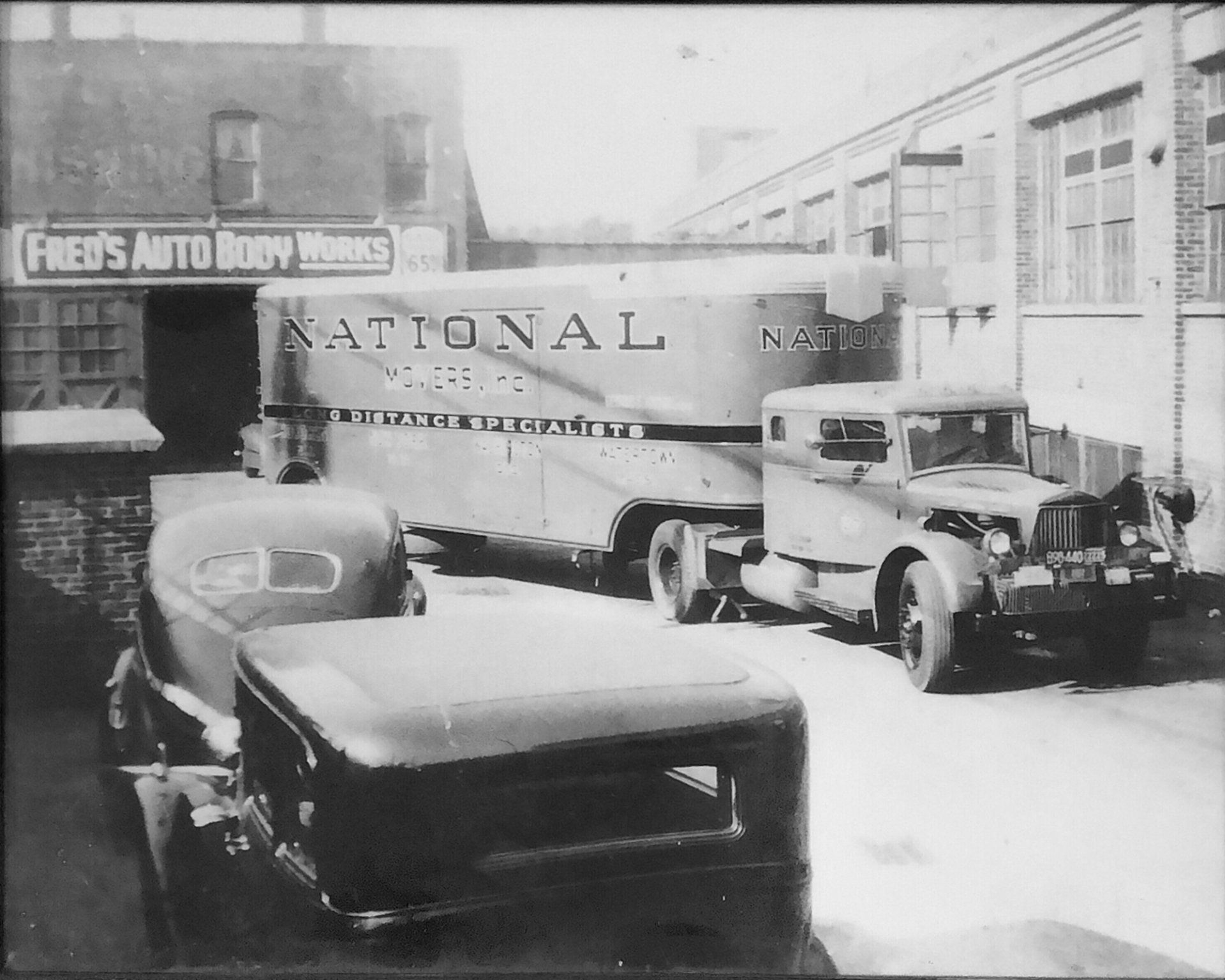 A truck with the word national on it