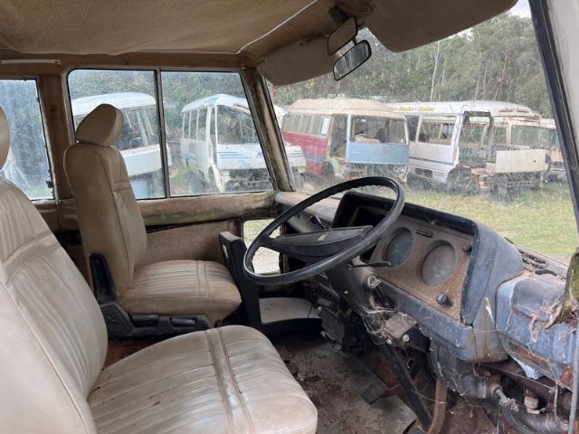 toyota coaster