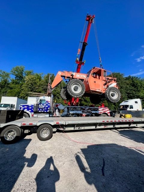 Orange Truck — Fort Wayne, IN — Blue Eagle Towing