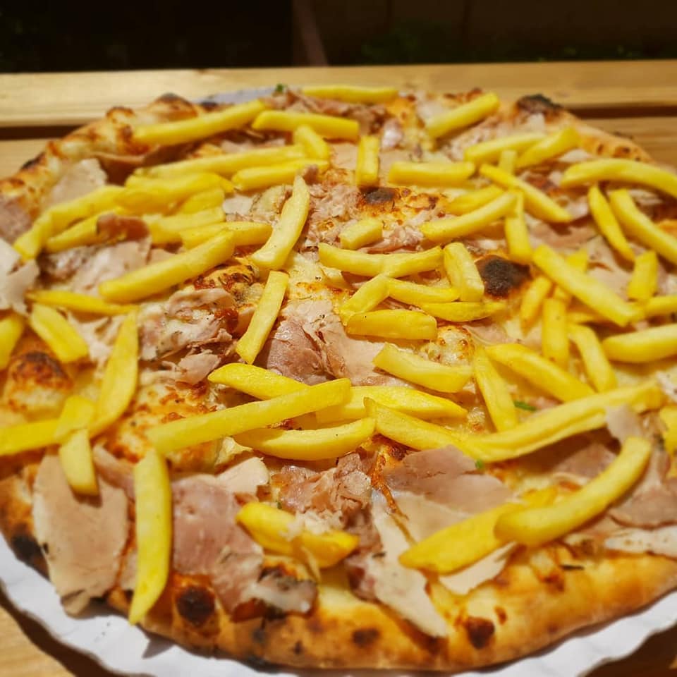 Pizza con Porchetta prop. 2 a Cesena - Luka's Pizza