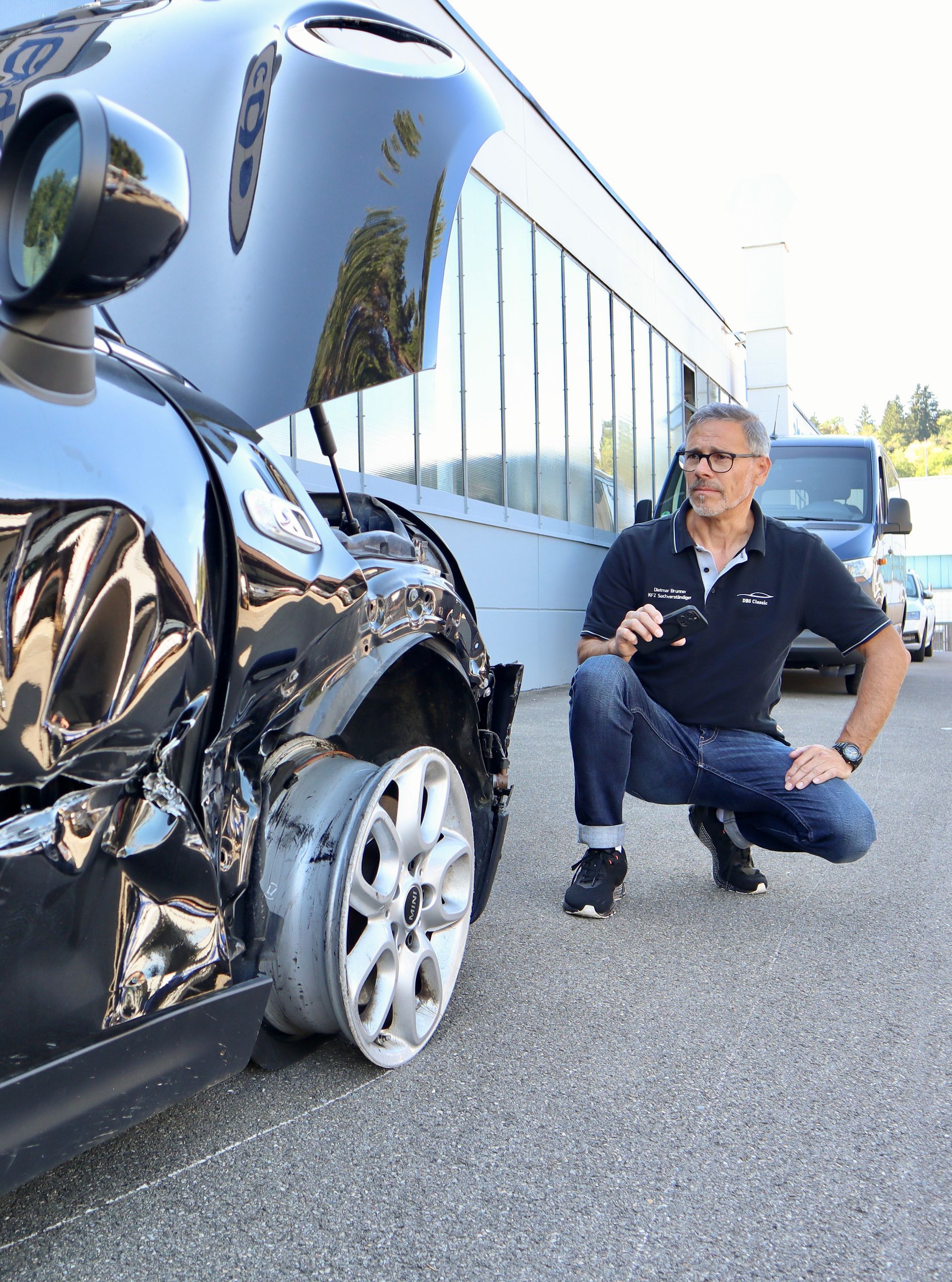 Erstellung von Unfallgutachten durch Kfz-Gutachter und Kfz-Sachverständiger - DBS Classic