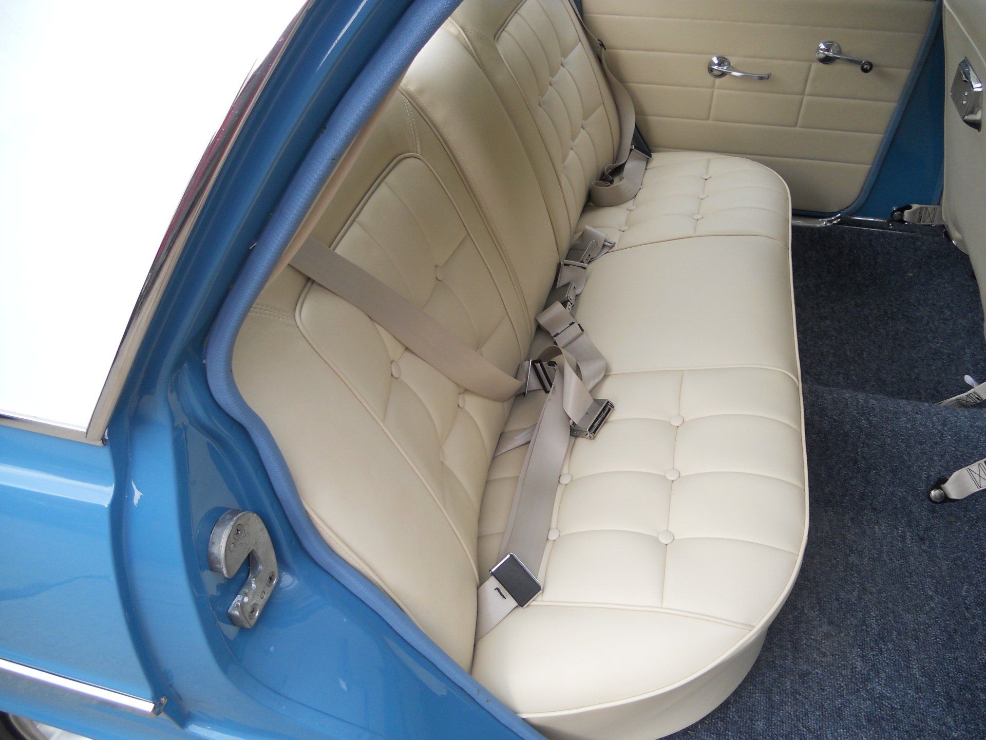 HR Holden Kingswood sedan rear bench seat