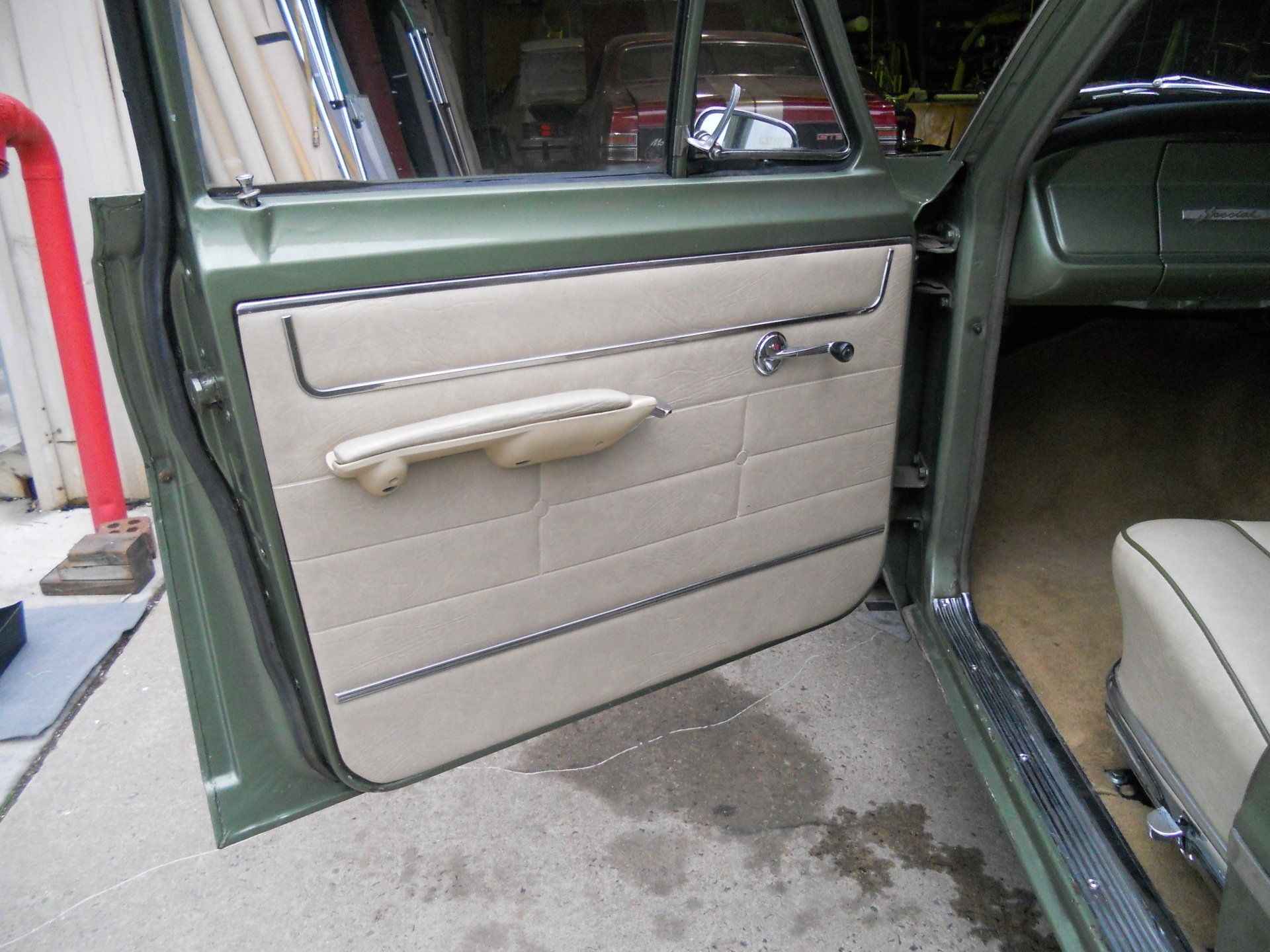 HR Kingswood Station Wagon Front Door Trim