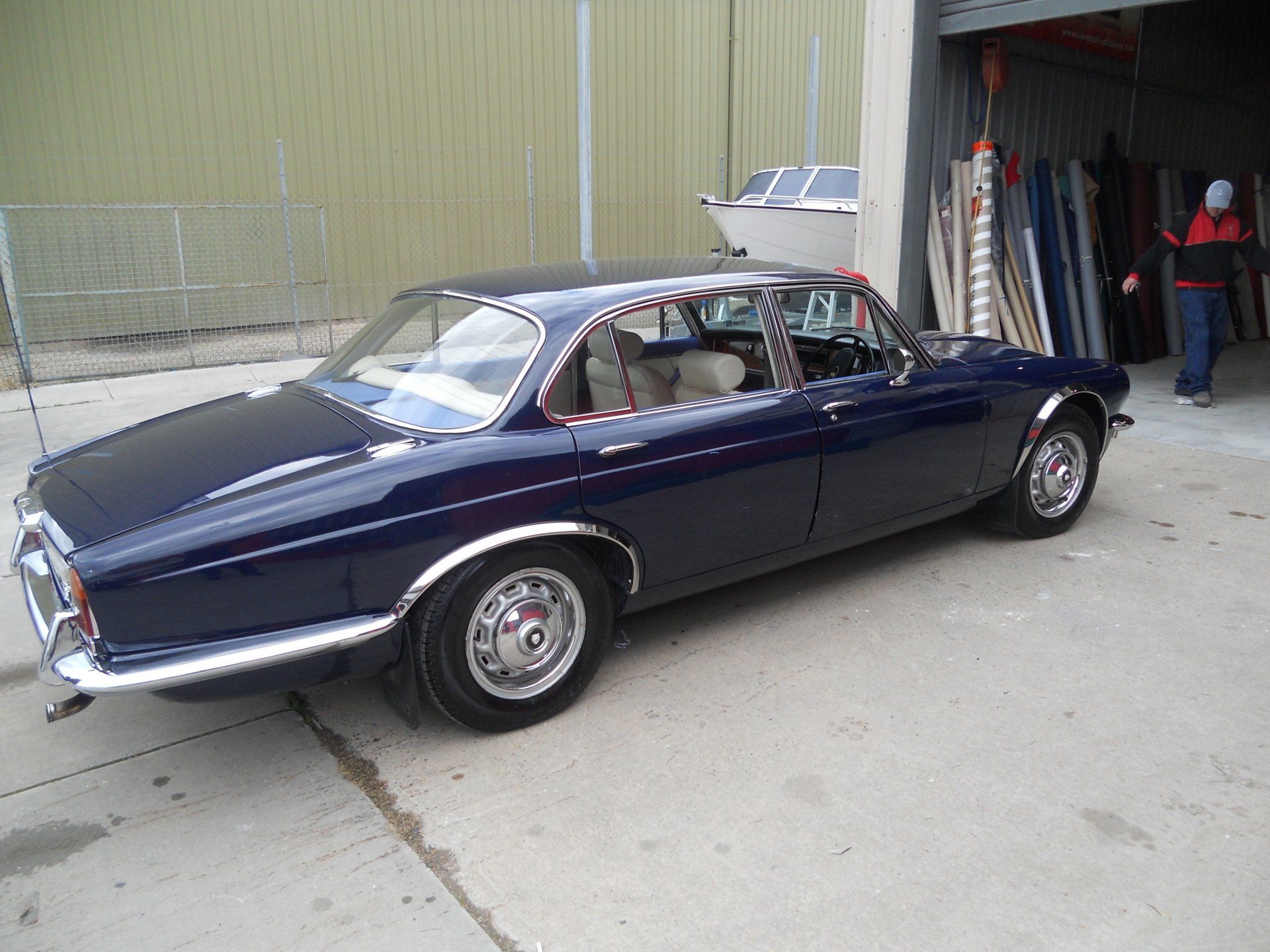 Jaguar Sovereign