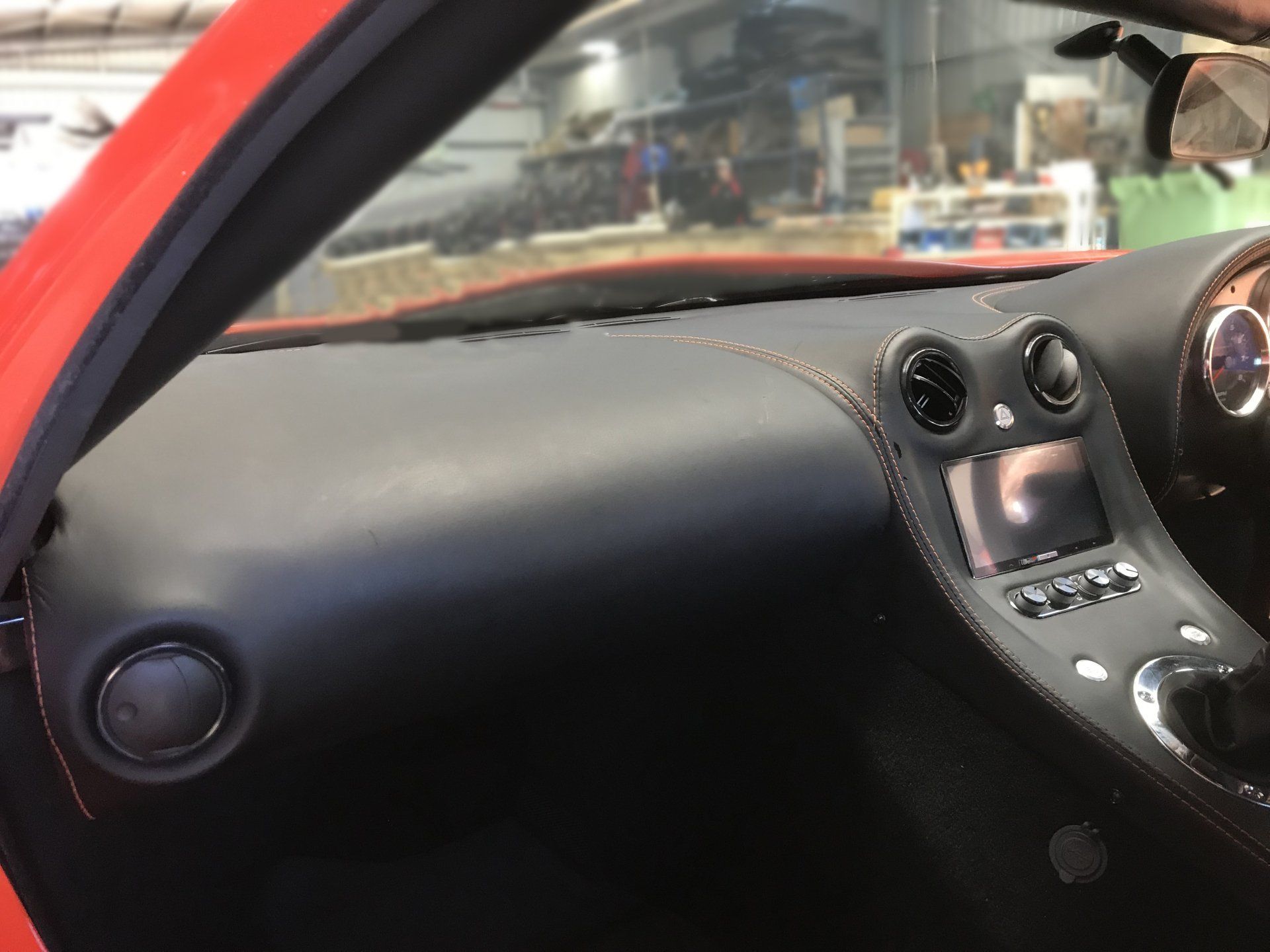 Custom 3 piece kit car dash installed