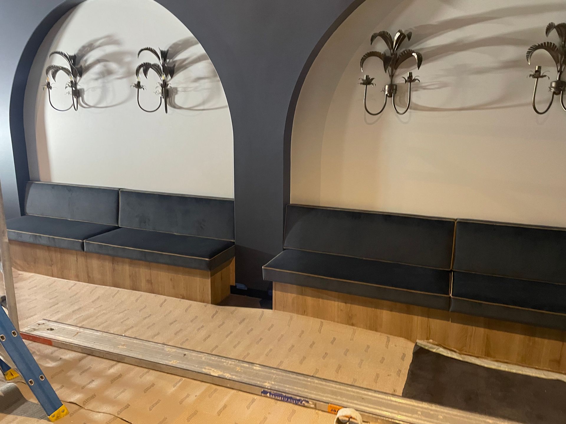 Dux Albury restaurant and bar commerical seating