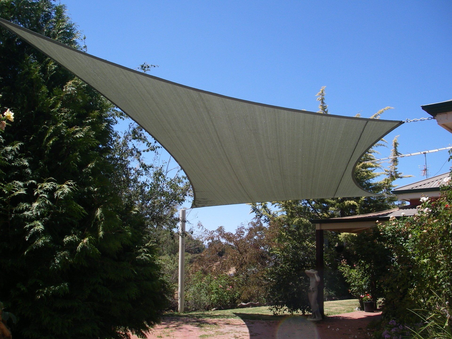 Green 95% Blockout Shadecloth Sail