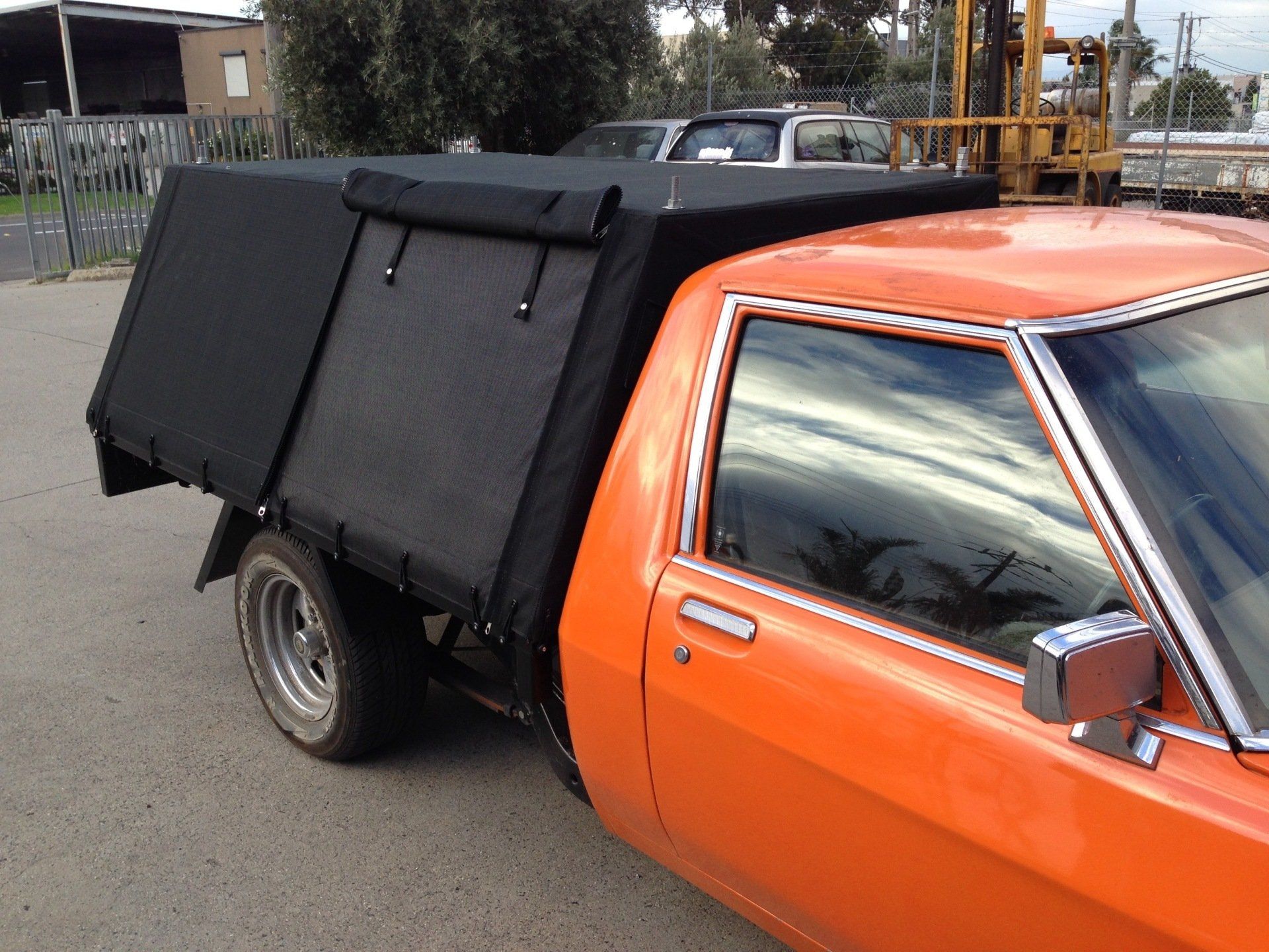 HZ Kingswood ute canopy
