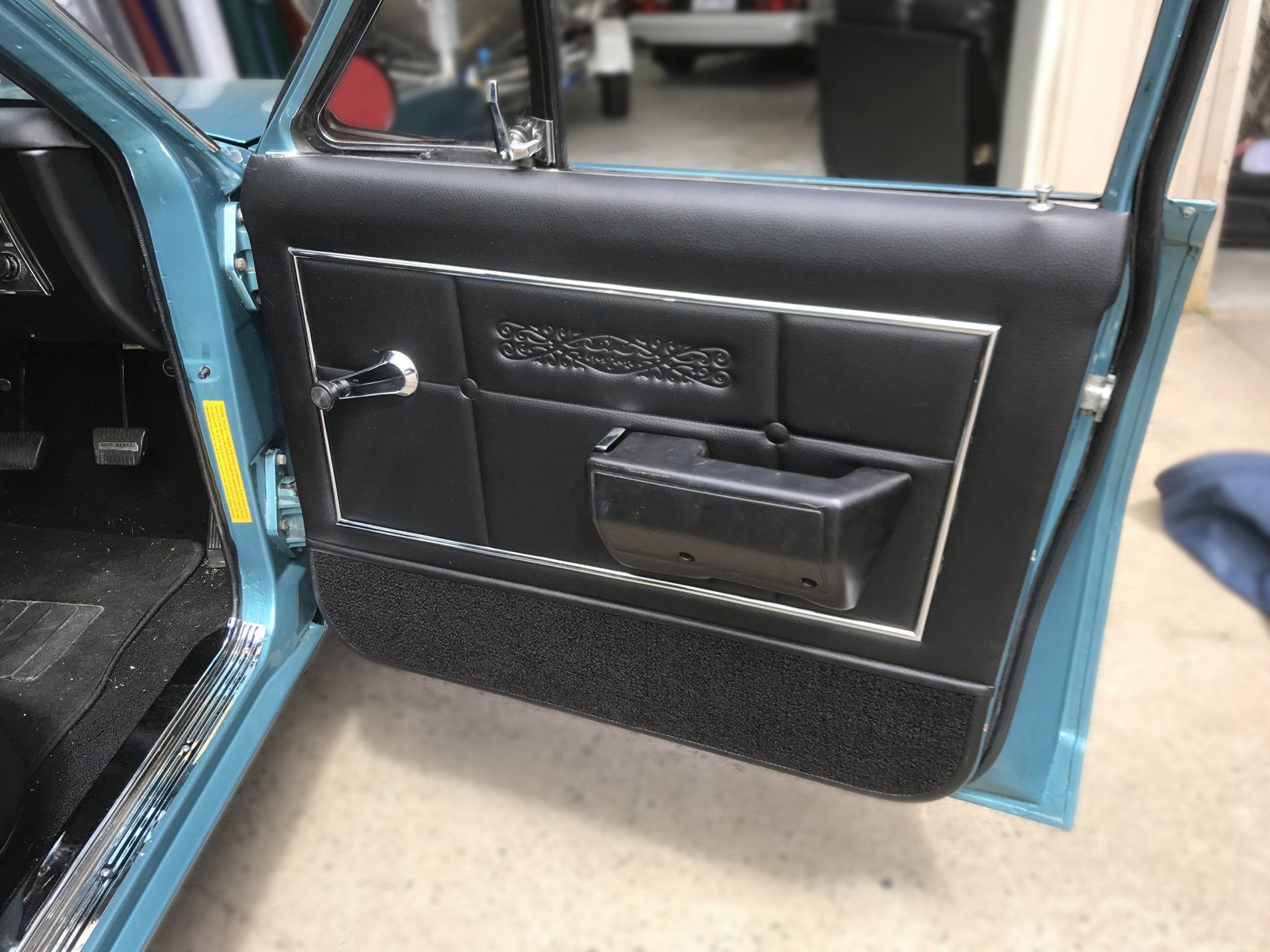 HT Holden Kingswood blue wagon black front door trim