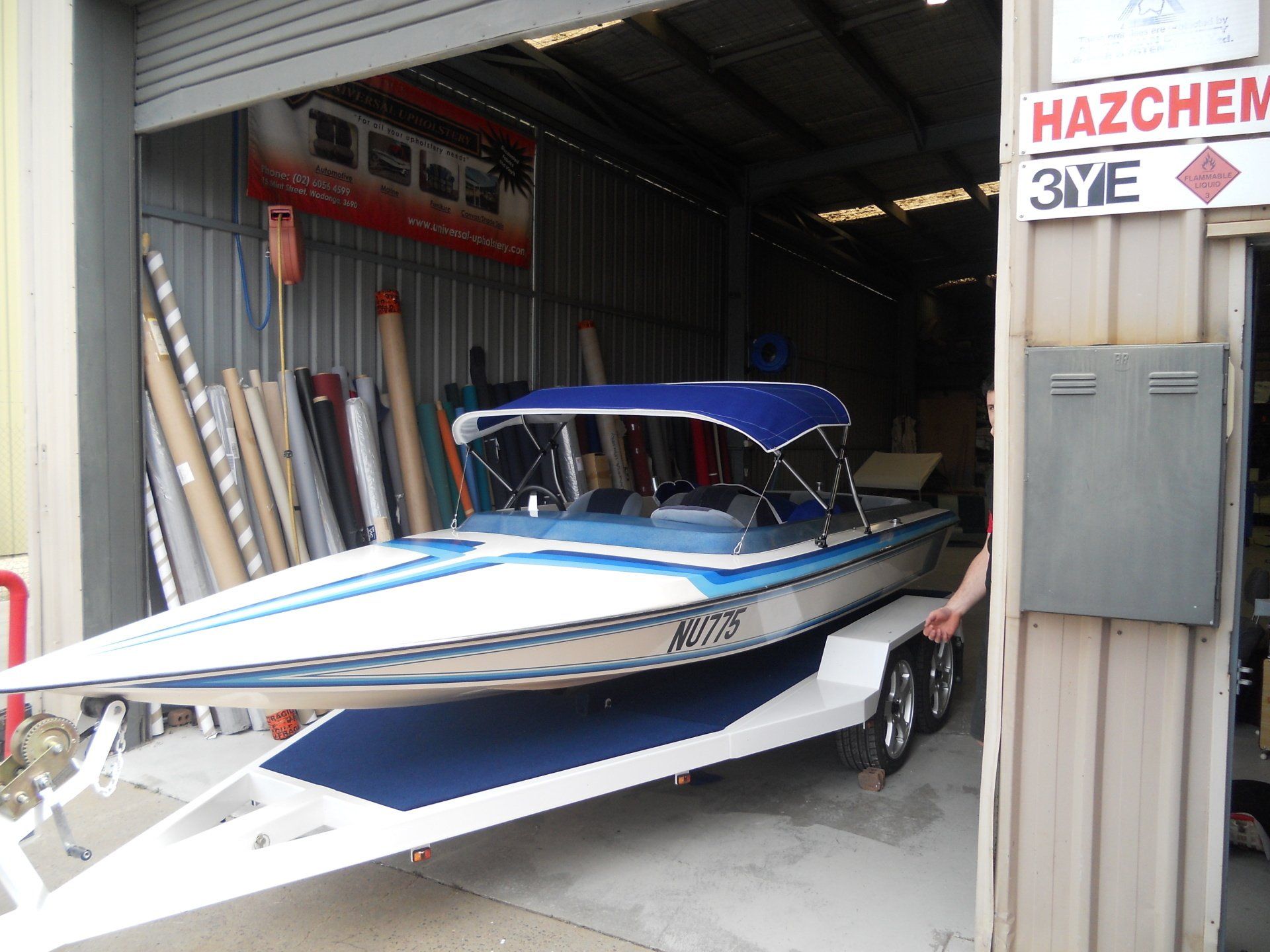 Ski boat sunshade