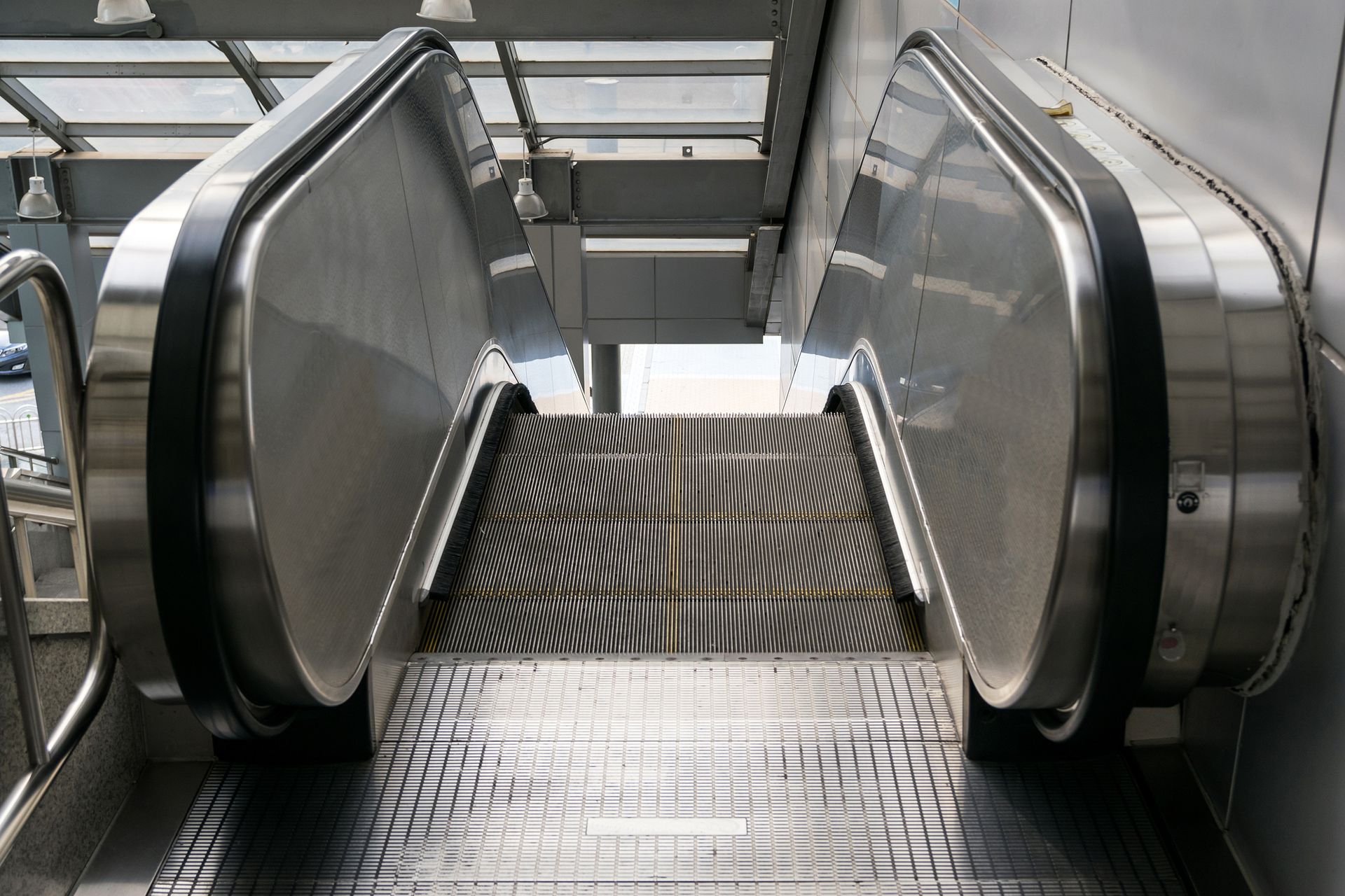 Escalator Installation in Queens, NY | Aven Elevator and Escalator