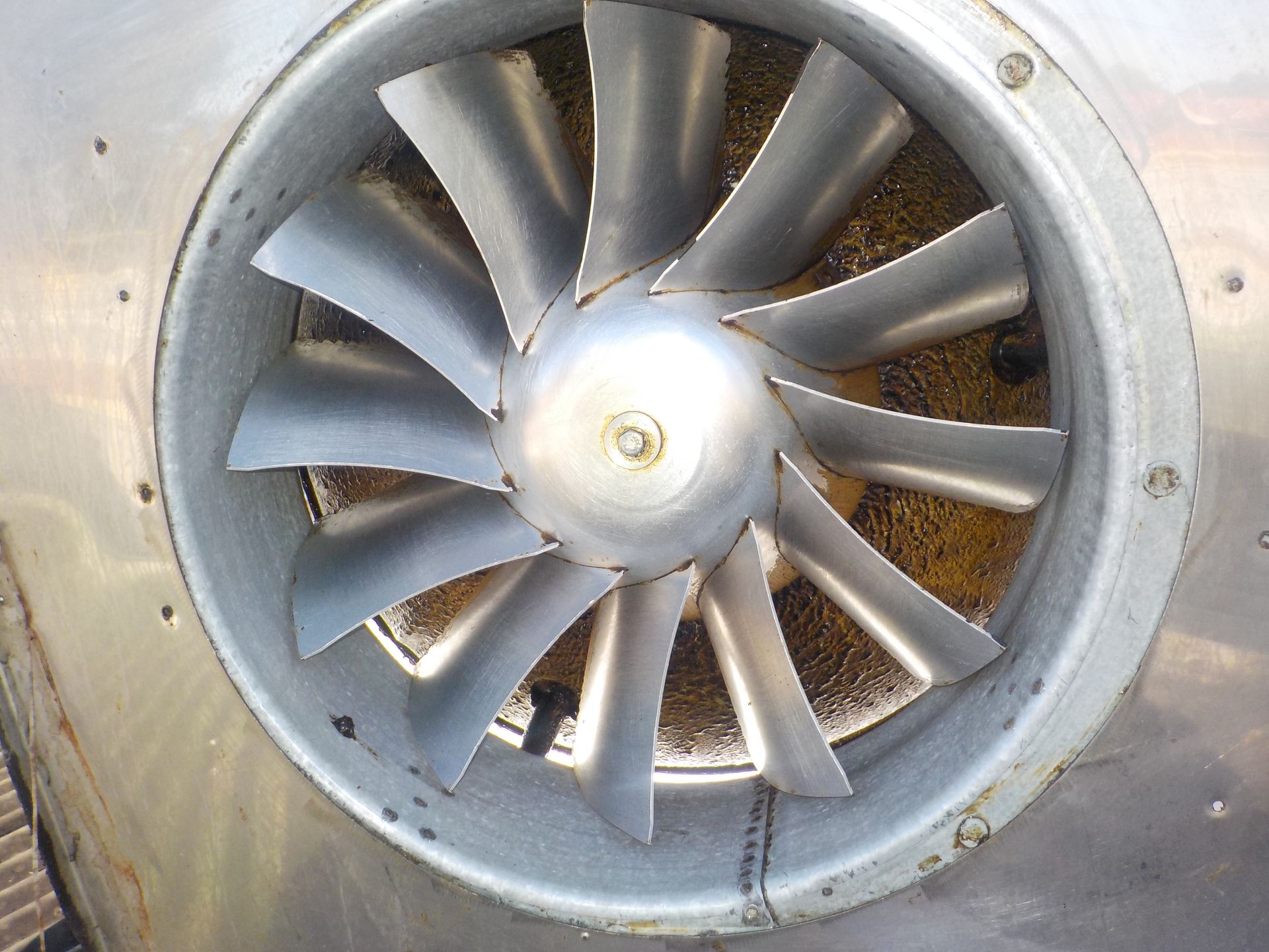 After Kitchen Exhaust Fan Cleaning