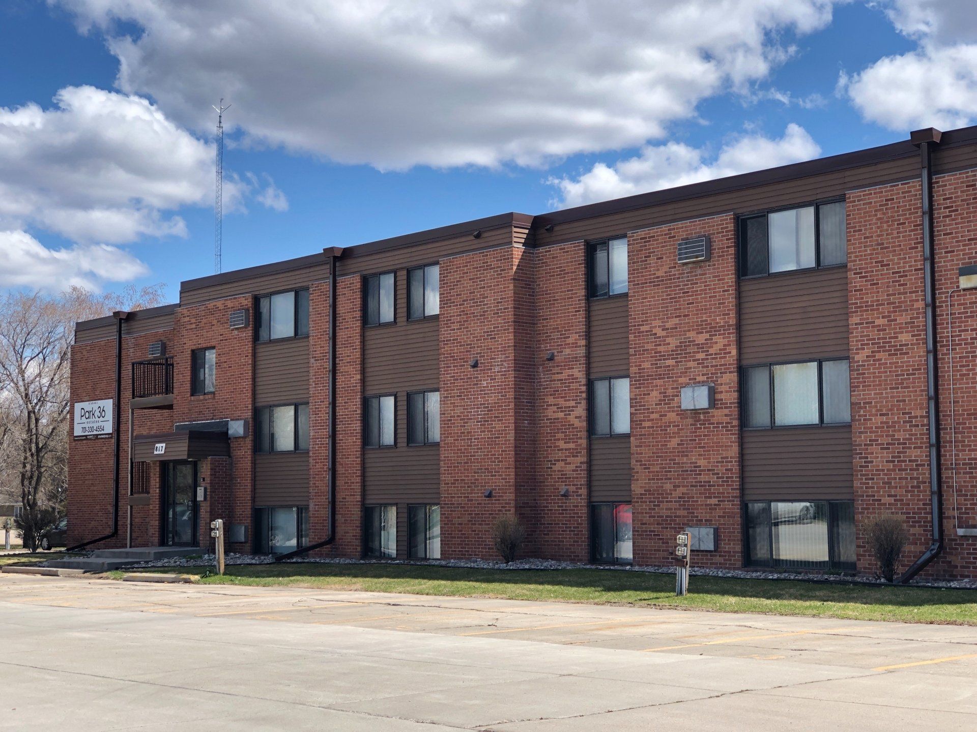 Park 36 Estates (817 & 821)