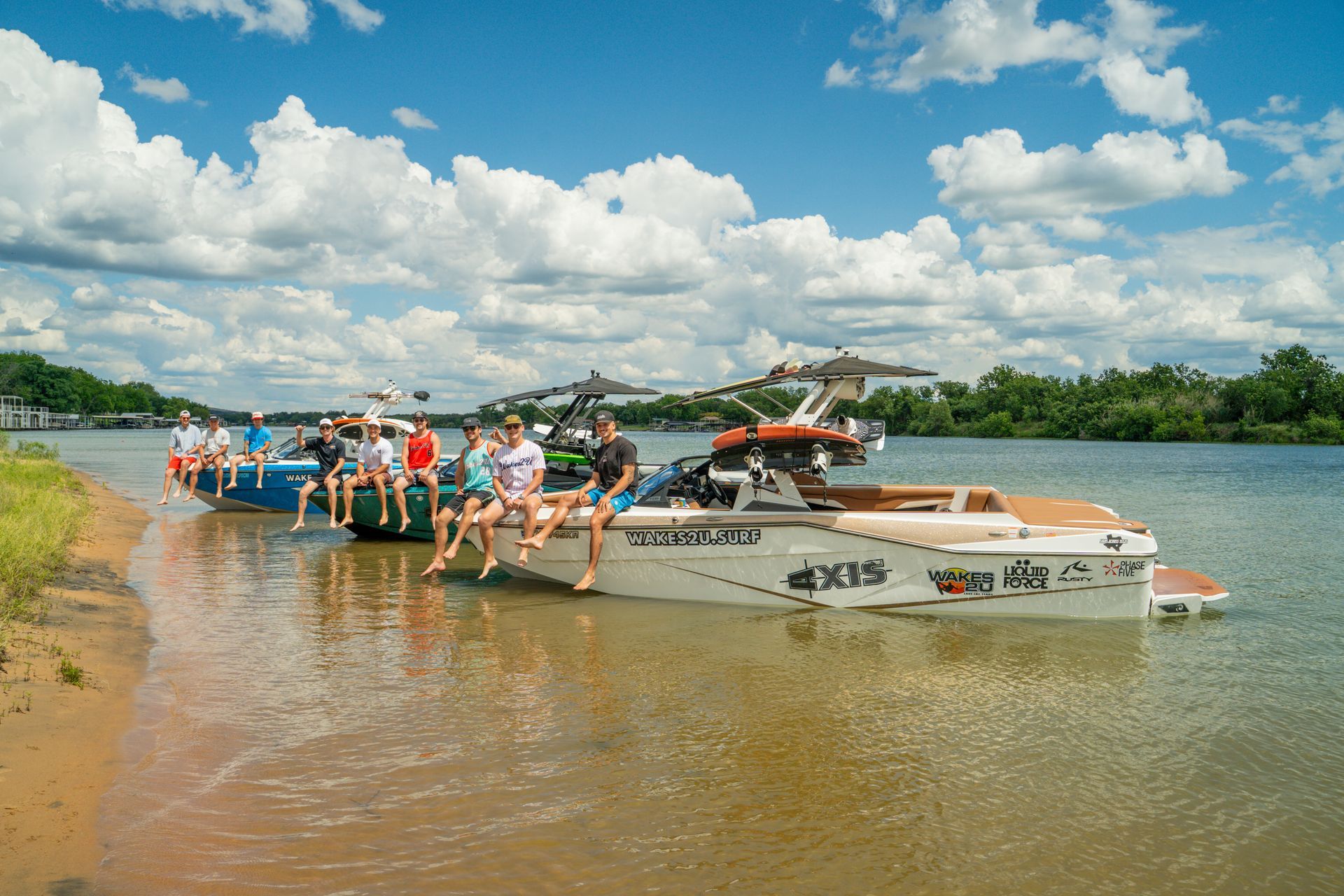 Wakes2U crew on the water