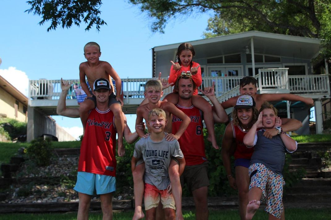 wakesurf coaching from Wakes2U Pro