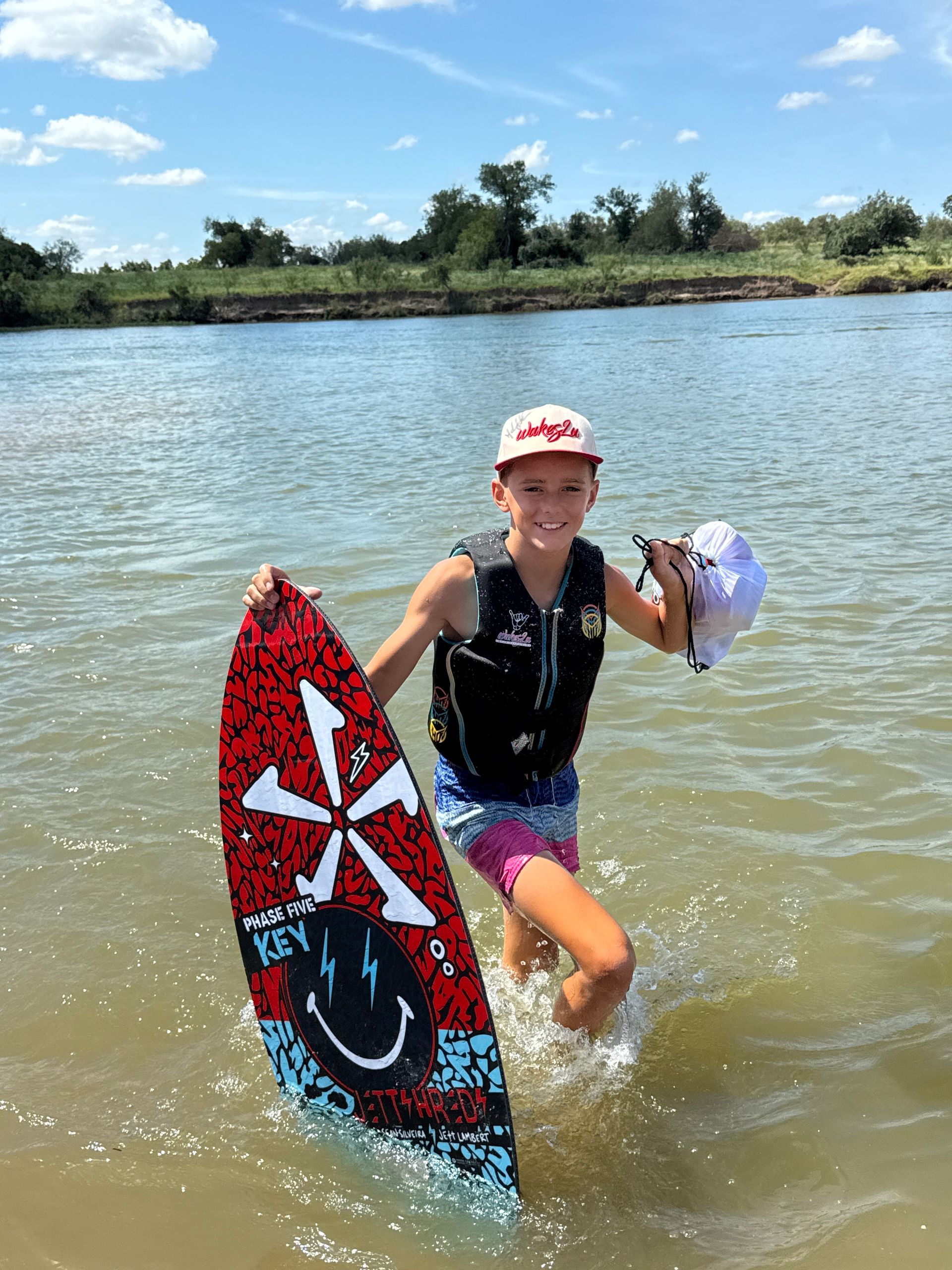 Family enjoying a Wakes2U boat charter on Lake LBJ
