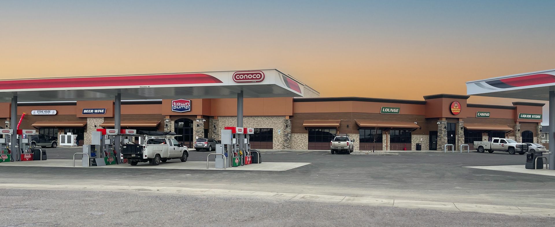 Exterior Photo of Town Pump Billings 13 with fuel islands