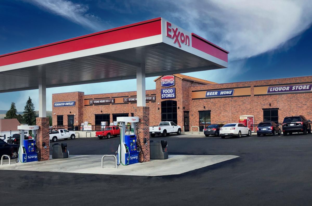 Exterior Photo of Town Pump Butte 2 with fuel islands