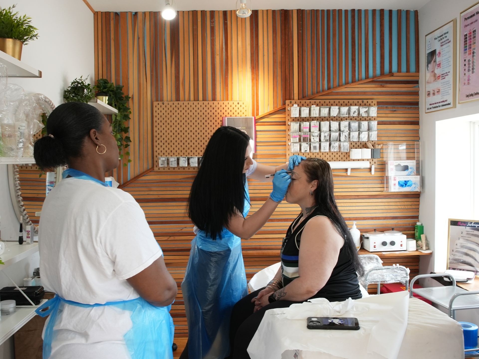 Permanent Makeup: Beginner Eyebrow Course
