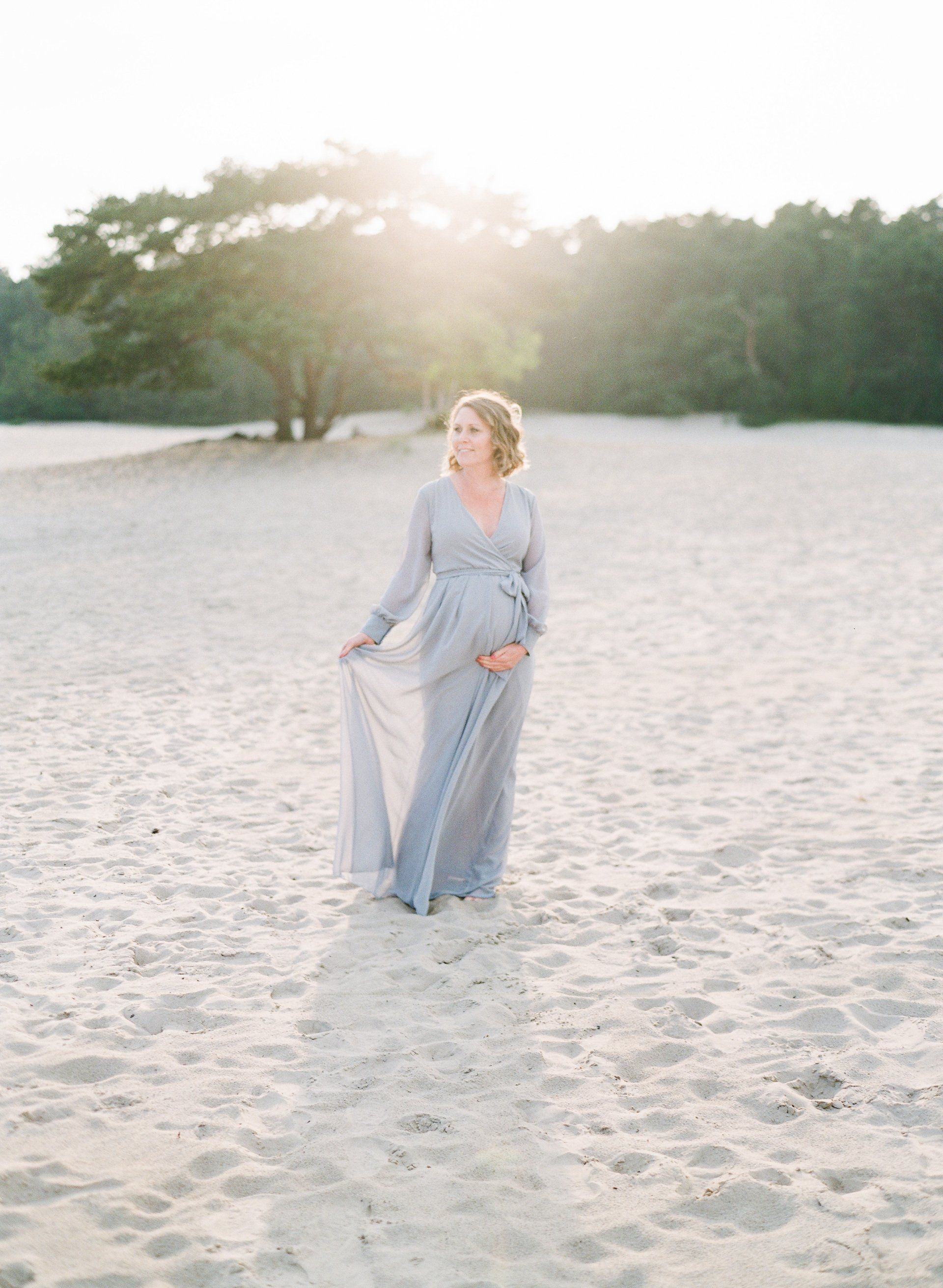 Pregnancy shoot hair and make up