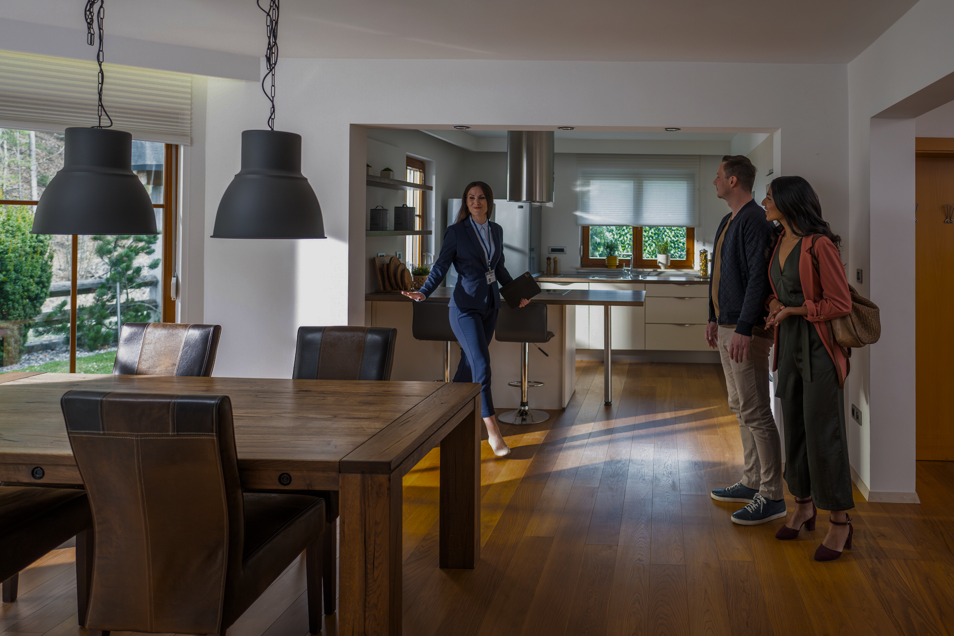 Real Estate Agent - Superior Real Estate Services