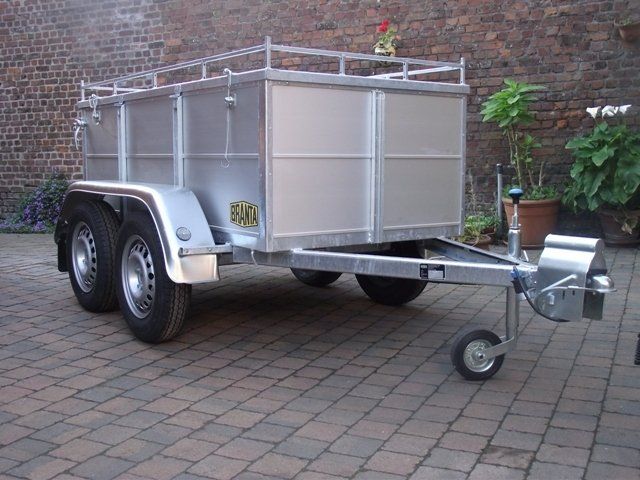 Kofferaanhangwagens op maat