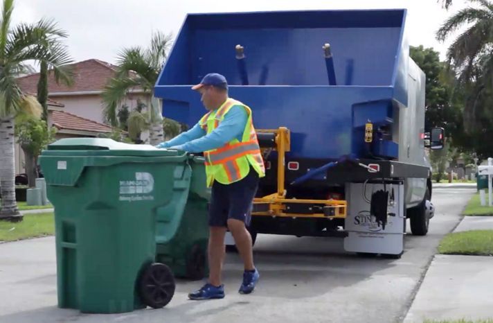 residential trash bin cleaning service with on site cleaning truck in Connecticut