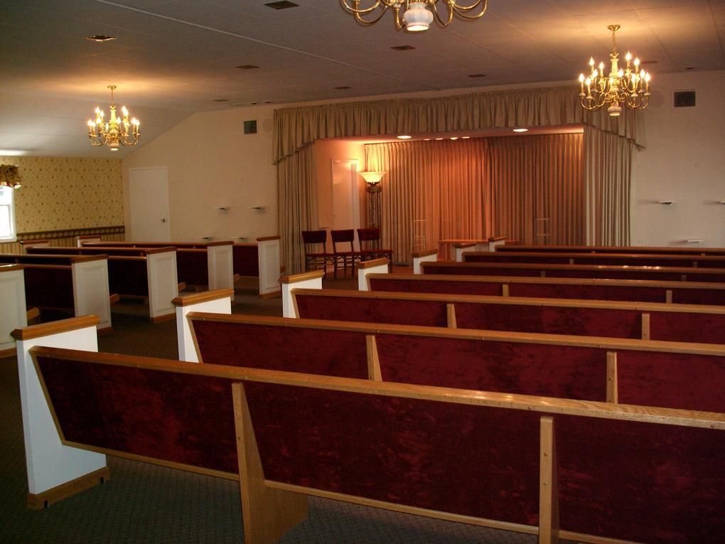 McDaniel Funeral Home - Dry Ridge chapel