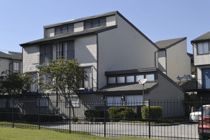 Commercial Aluminum Fencing in Wake Forest