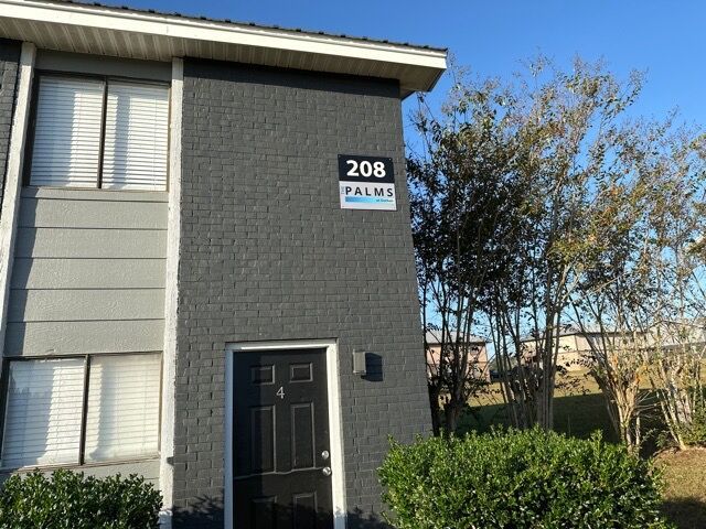 Palms at Dothan apartments apartment 4