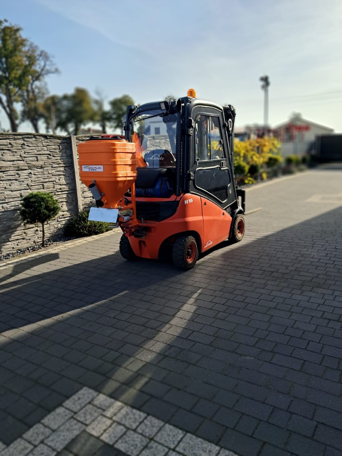 Salzstreuer 110l Vibrationsmotor
