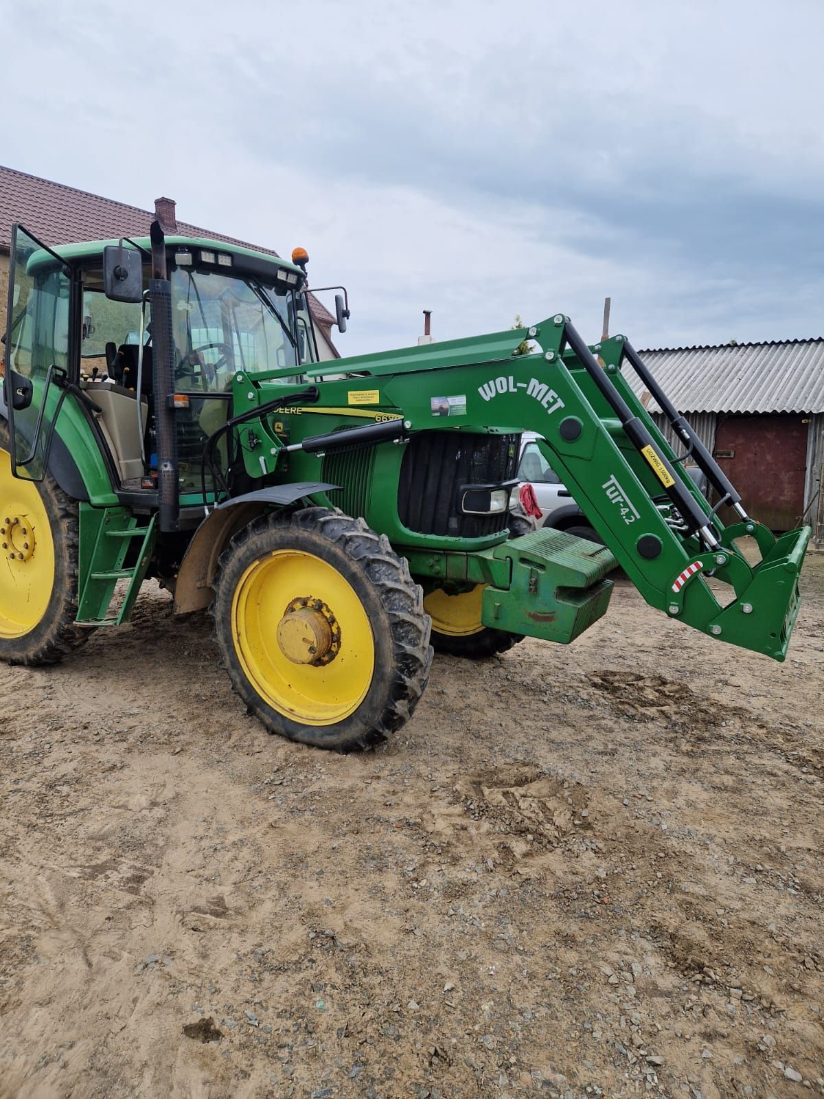Ładowarka czołowa 1500 kg – John Deere