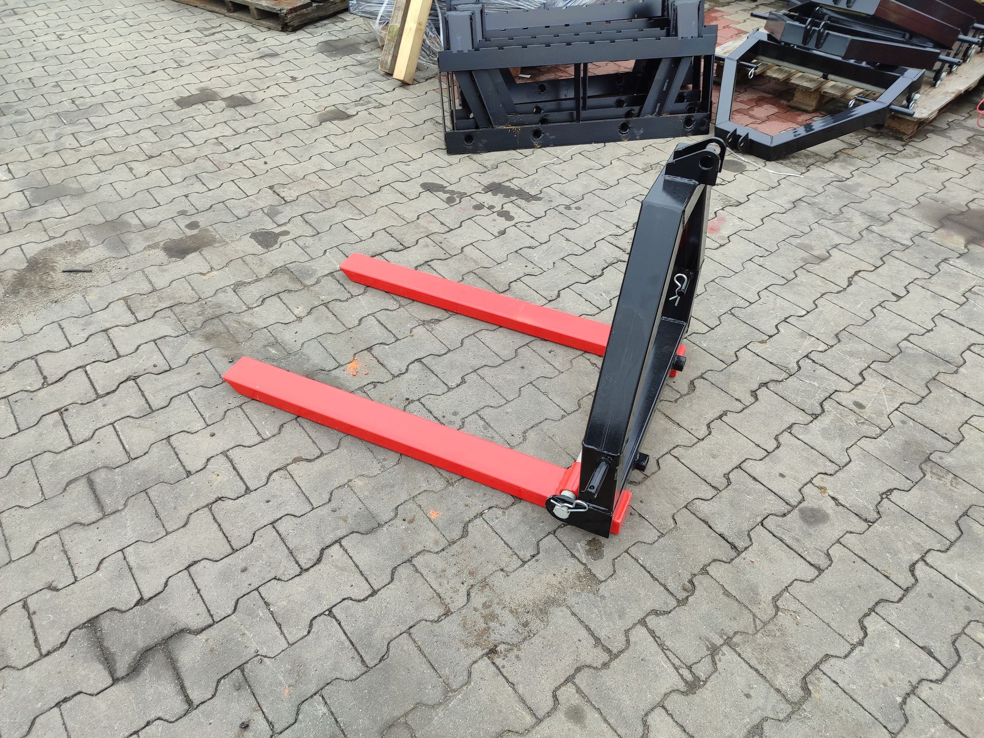 Palettengabel mit 3-Punkt-Aufnahme 1000 kg