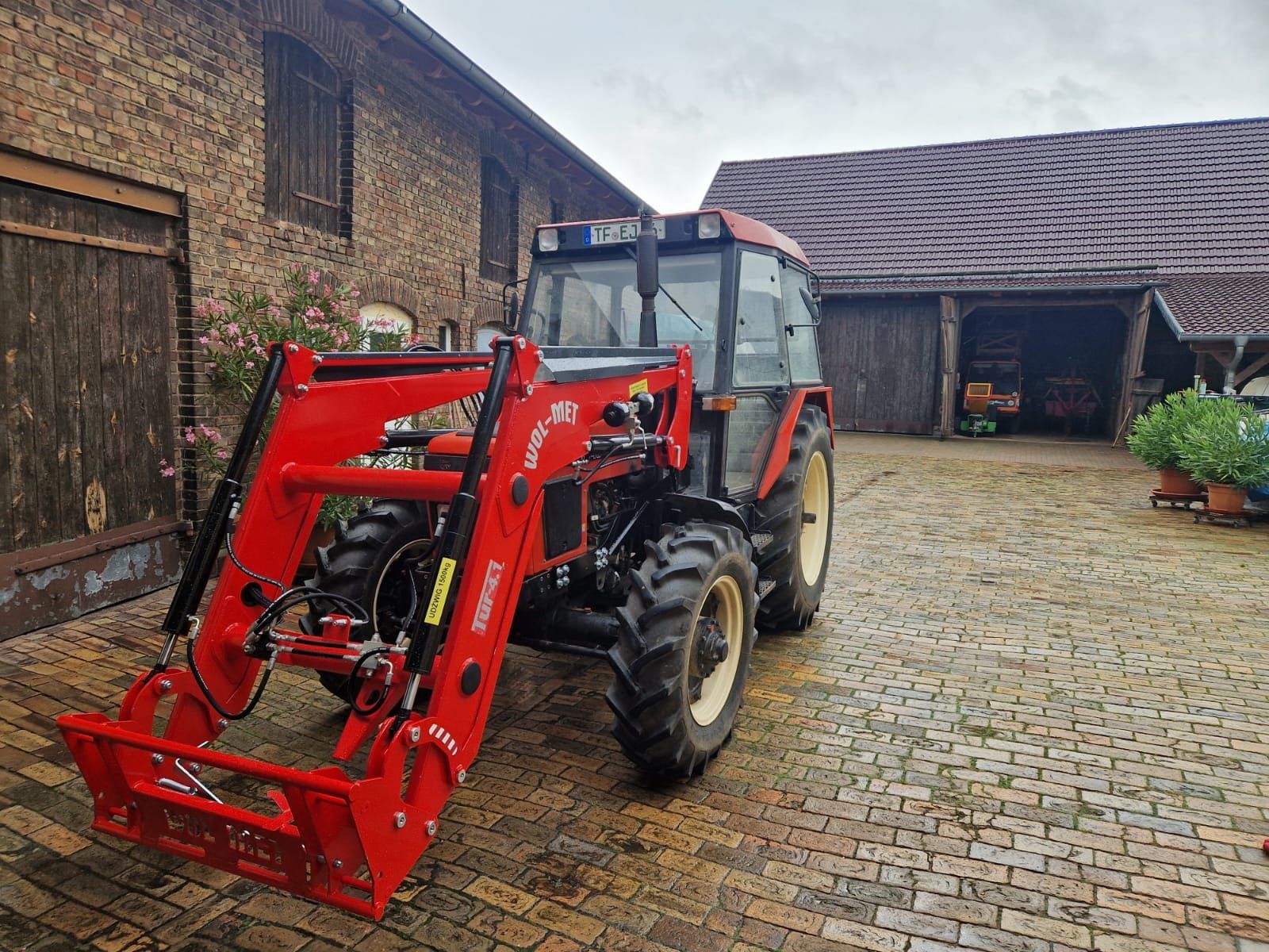 Ładowarka czołowa 1500 kg – Zetor