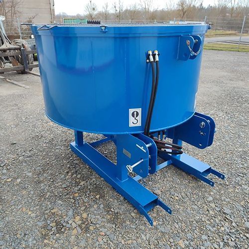 Betoniarka WOM i hydraulika 800 l