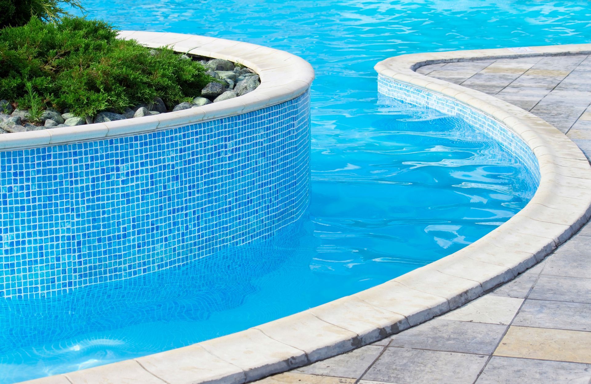 Tile Pools in Minneapolis, MN