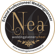 Inspirerende Bruiloften: Onze Aanpak
Bij Love Weddingplanner zetten we ons in om van elke trouwdag een persoonlijk en perfect georganiseerd geheel te maken. Onze portfolio geeft u een overzicht van uiteenlopende trouwstijlen en -thema’s, waaronder:
Romantische Ceremonies: Of het nu gaat om een bruiloft in een charmante tuin of een idyllische strandceremonie, wij creëren een setting die perfect aansluit bij de romantische sfeer van het moment.
Tijdloze Elegantie: Met oog voor detail en verfijnde decoraties realiseren wij klassieke en stijlvolle bruiloften die tijdloos en memorabel zijn.
Moderne Bruiloften: Voor wie houdt van een eigentijdse uitstraling met strakke lijnen en unieke accenten, geven wij een creatieve draai aan elk element van de dag.
Bruiloften met een Thema: Of het nu bohemian, vintage, of een seizoensgebonden thema is, wij weten hoe we uw visie kunnen omzetten in een prachtig samenhangende en persoonlijke ervaring.
Waarom [Love Weddingplanner]?
Wij begrijpen dat het plannen van een bruiloft meer is dan alleen het regelen van praktische zaken; het gaat om het creëren van een ervaring die naadloos aansluit bij uw liefdesverhaal. Ons team staat klaar om met u samen te werken vanaf het eerste concept tot de uitvoering op de grote dag zelf, zodat elk detail perfect op zijn plek valt. Met jarenlange ervaring, een toegewijd netwerk van leveranciers, en een passie voor unieke bruiloften, zorgen wij voor een gestroomlijnde en stressvrije planning.
Blader door Ons Portfolio en Vind Inspiratie
In ons portfolio ziet u een selectie van onze mooiste bruiloften en krijgt u een idee van onze veelzijdigheid en creatieve stijl. Elke bruiloft vertelt zijn eigen verhaal, weergegeven in foto’s, decoratie en sfeer:
Creatieve trouwlocaties: Van openluchtceremonies tot stijlvolle binnenlocaties, aangepast aan de wensen van elk bruidspaar.
Indrukwekkende decoraties: Gepersonaliseerde details en zorgvuldig gekozen bloemen, verlichting, en kleuren die elk thema tot leven brengen.
Droomachtige sfeerimpressies: De magie van de dag vastgelegd in prachtige beelden die een blijvende indruk achterlaten.
Klaar om Uw Droombruiloft te Bespreken?
Bent u geïnspireerd geraakt door ons portfolio en klaar om samen uw eigen droombruiloft te plannen? Neem gerust contact op met Love Weddingplanner voor een vrijblijvend gesprek. Wij kijken ernaar uit om uw ideeën en wensen te bespreken en van uw trouwdag een onvergetelijke ervaring te maken.
