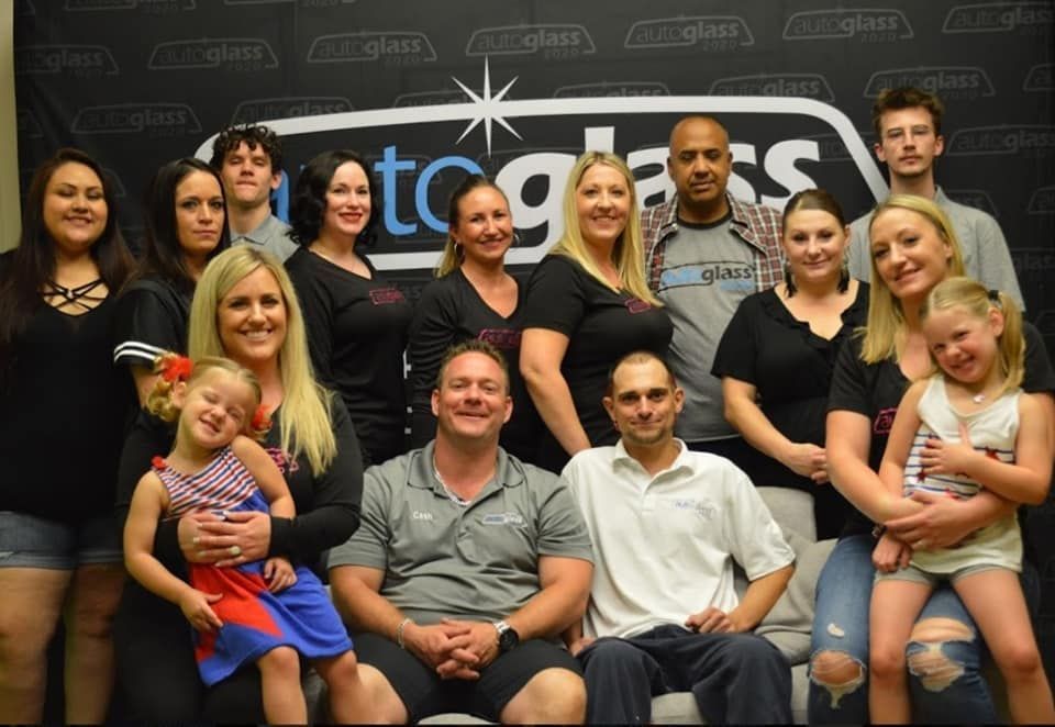 Auto Glass 2020: Best Auto Glass Company AZ Auto Glass 2020: replace your windshield & get cash back! Mobile windshield replacement in Phoenix, AZ and surrounding areas. We come to you 100% warranty on windshield replacement & repair.