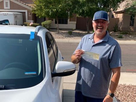 Windshield Replacement Cash Back AZ Auto Glass 2020: replace your windshield & get cash back! Mobile windshield replacement in Phoenix, AZ and surrounding areas. We come to you 100% warranty on windshield replacement & repair.
