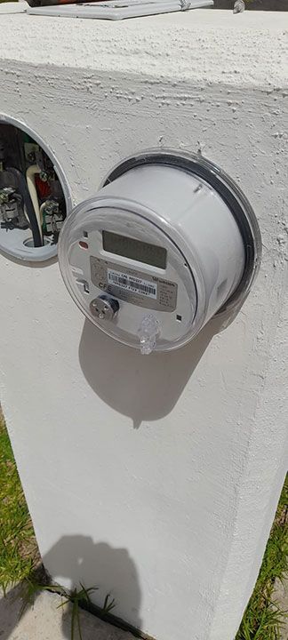 ELECTRICISTA Y PLOMERÍA PÉREZ