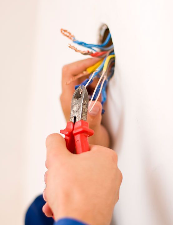 ELECTRICISTA Y PLOMERÍA PÉREZ