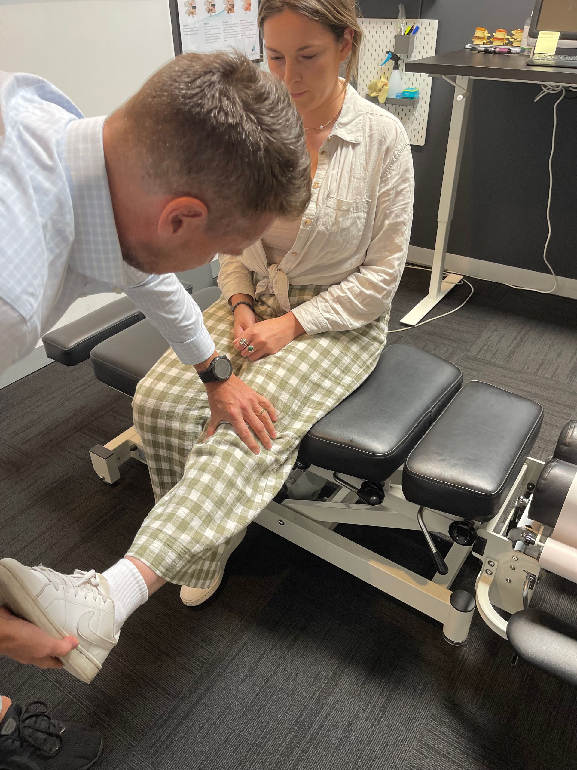 What Happens When Chiropractor Pulls Leg