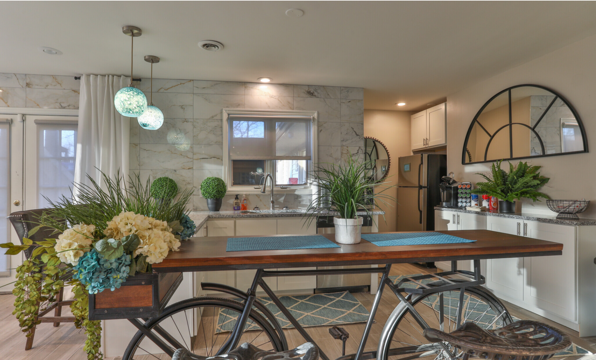 Leasing Office