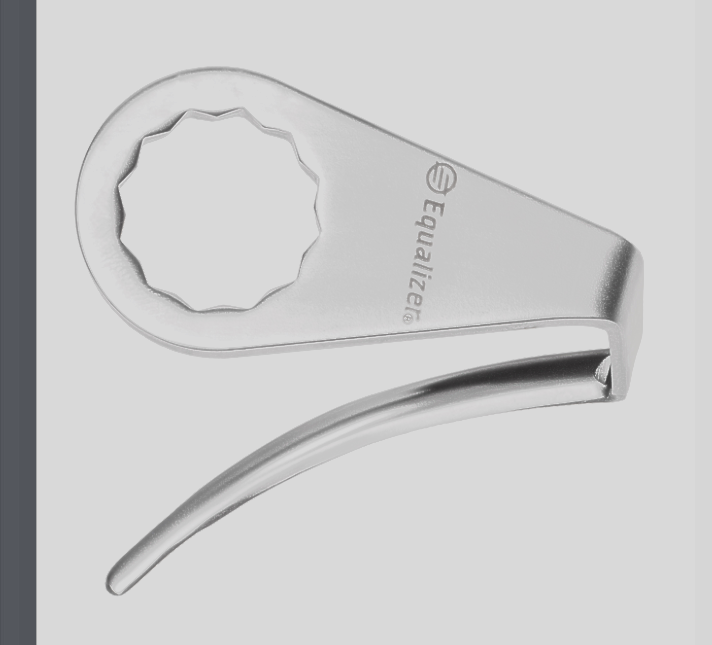 51858 • Talon™ Oscillating Hooked Blade 2-1/2