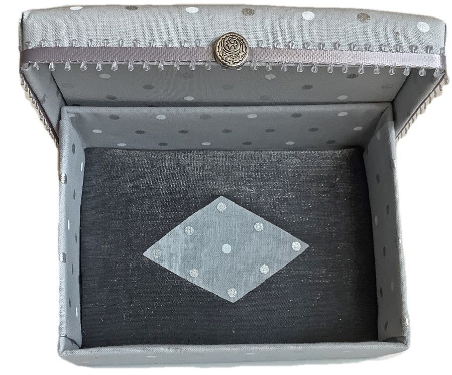 Shimmering Dots on Grey Gift Box