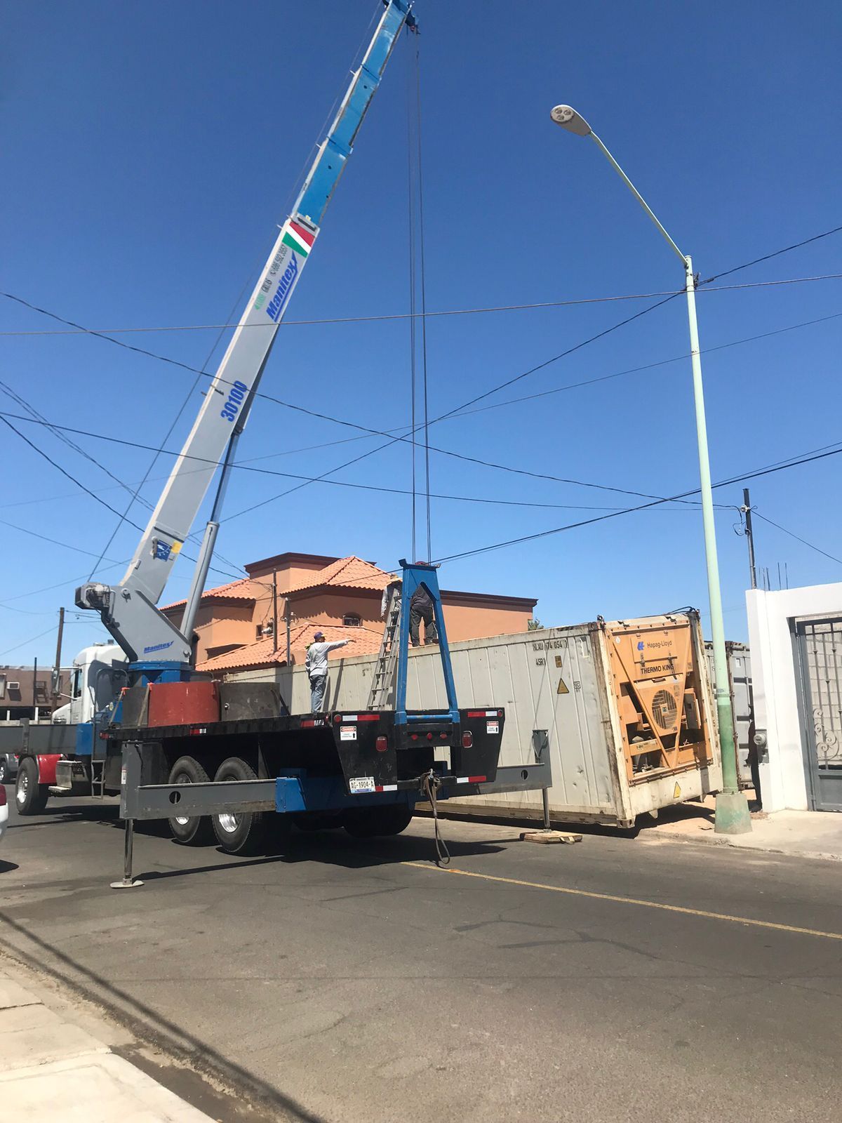 Grúas para torres eléctricas